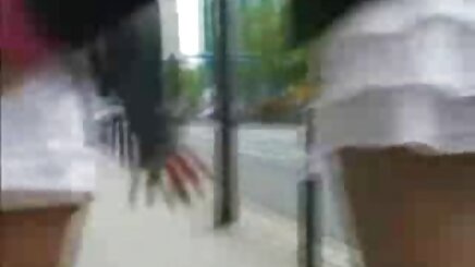 Genç büyük doğal memeler içinde ona ilk lezbiyen sevisme videolari şerit
